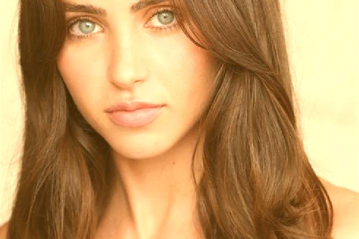 Avery, 28, a brunette amber-eyed mixed companion based in Chullin. Offering Couples, Prostate Massage, Striptease, Domination. Available for incall and outca...