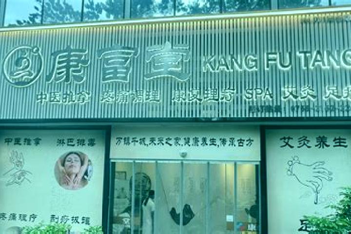 Avery, 28 — Escort in Fenhu, China
