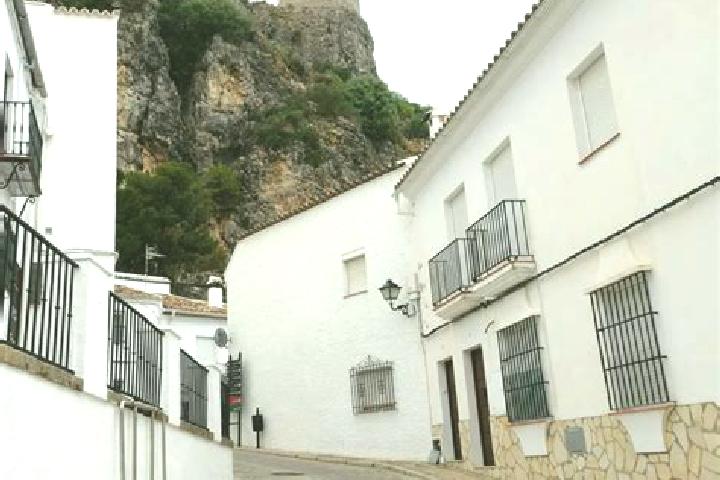 Avery, 28 — Escort in Frades de la Sierra, Spain