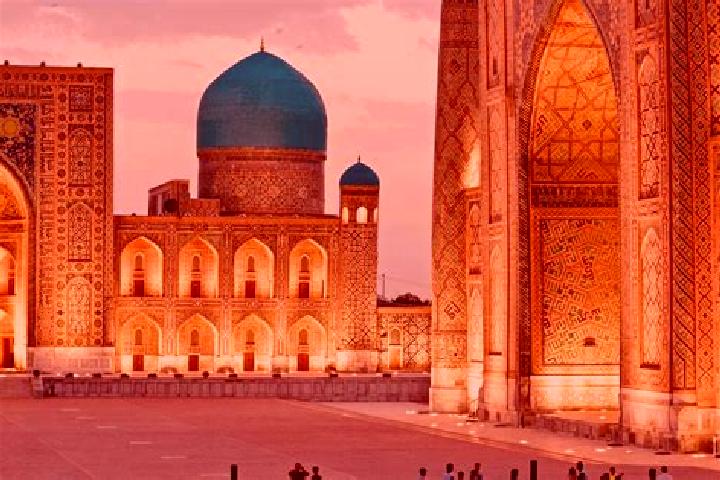 Avery, 28 — Escort in Shahrixon, Uzbekistan