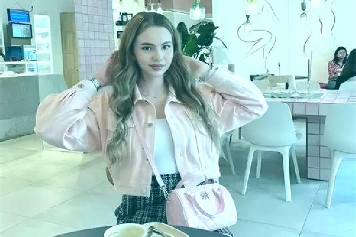 Avery, 28 — Escort in Thorne, United Kingdom