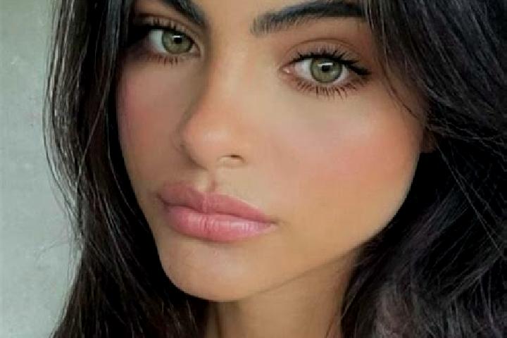 Avery, 29, a brunette green-eyed latina companion based in Batu Feringgi. Offering Girlfriend Experience, Tantra, GFE, Deep French Kissing. Available for inc...