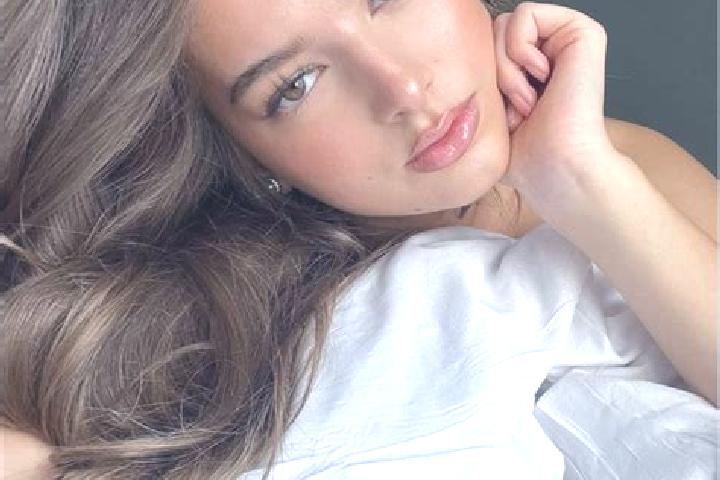 Avery, 29, a brunette hazel-eyed slavic companion based in La Laja. Offering Deep French Kissing, OWO, Erotic Massage. Available for incall and outcall, day ...