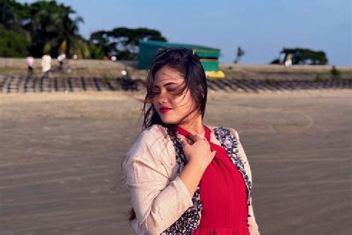 Avery, 29 — Escort in Dohazari, Bangladesh