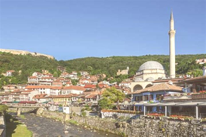 Avery, 29 — Escort in Kosuriq, Kosovo