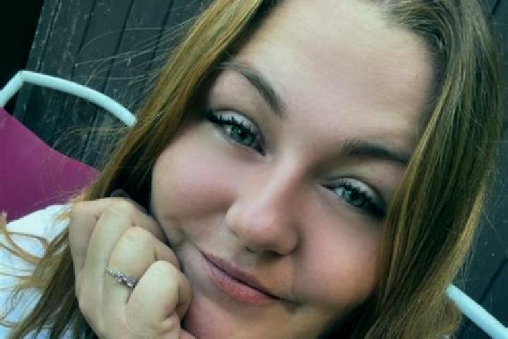 Avery, 29 — Escort in Miekinia, Poland