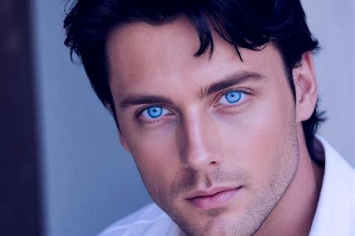 Avery, 30, a chestnut blue-eyed caucasian companion based in Norma. Offering A-Level, Striptease, Duos, Deep French Kissing, Dinner Date. Available for incal...