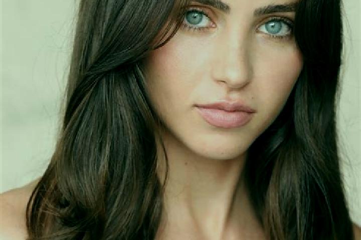 Avery, 30, a chestnut brown-eyed latina companion based in Kraljevec Kupinecki. Offering Tantra, 69, Party Girl. Available for incall and outcall, day and ev...