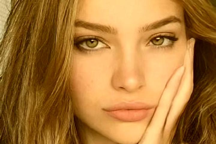 Avery, 30, a dark blonde hazel-eyed european companion based in Santa Teresa First. Offering Massage, Couples, Duos, Deep French Kissing. Available for incal...