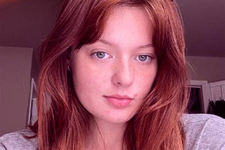 Avery, 30, a red brown-eyed mixed companion based in Gessopalena. Offering Roleplay, A-Level, Dinner Date, 69, CIM. Available for incall and outcall, overnig...