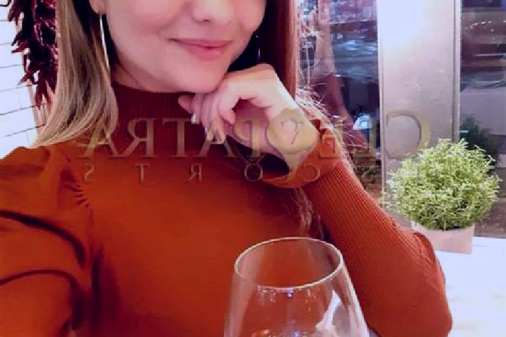 Avery, 30, a red dark-eyed mixed companion based in Potsgrove. Offering Striptease, GFE, Dinner Date, Massage, Couples. Available for incall and outcall, ove...