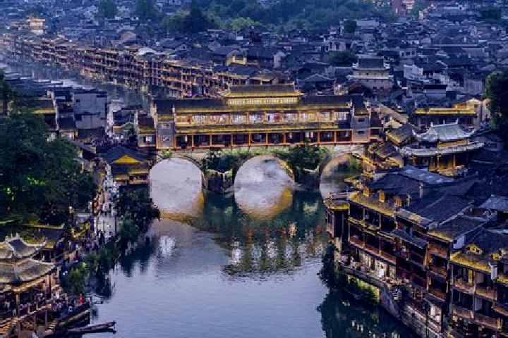 Avery, 30 — Escort in Wanling, China