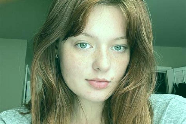 Avery, 31, a auburn grey-eyed caucasian companion based in Santa Cruz Ex-Hacienda. Offering Party Girl, CIM, Deep French Kissing. Available for incall and ou...