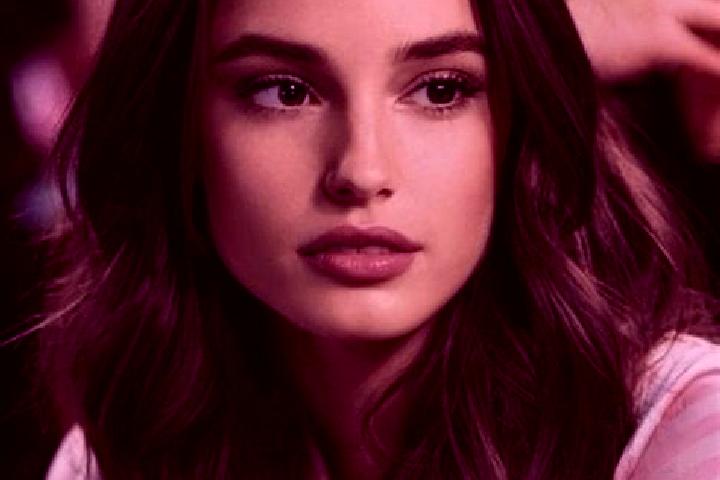 Avery, 31, a brunette brown-eyed middle eastern companion based in Humilladero. Offering BDSM, A-Level, Roleplay, Travel Companion. Available for incall and ...