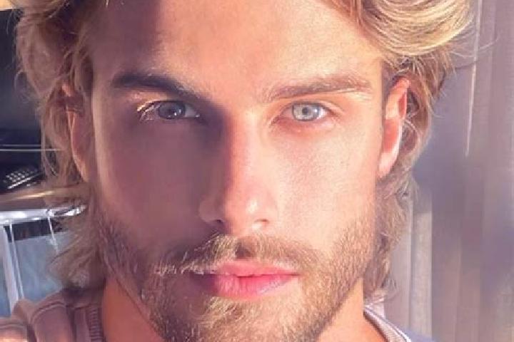 Avery, 31, a dark blonde blue-eyed caribbean companion based in Majikavo Lamir. Offering Roleplay, Girlfriend Experience, Dinner Date. Available for incall a...