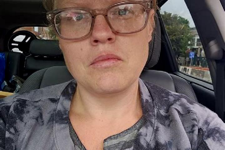Avery, 31 — Escort in Colrain, United States