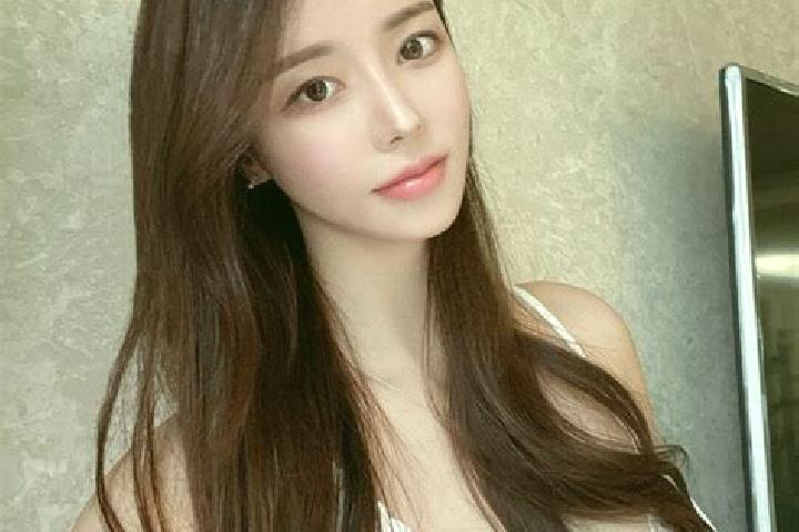 Avery, 31 — Escort in Lianrao, China