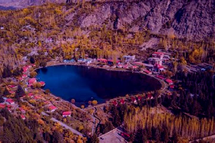 Avery, 32 — Escort in Bagh, Pakistan