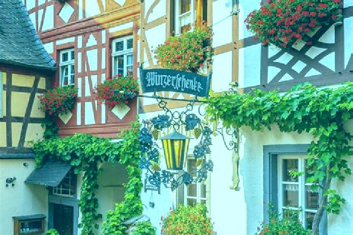 Avery, 32 — Escort in Mittelfischbach, Germany