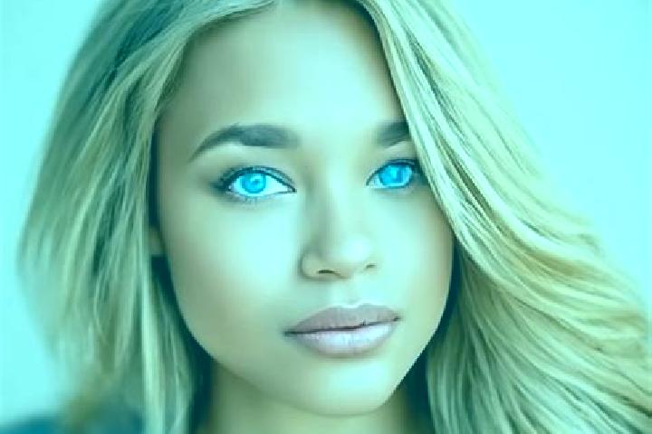 Avery, 33, a blonde blue-eyed latina companion based in Saraykent. Offering Roleplay, Girlfriend Experience, Tantra, Striptease, Deep French Kissing. Availab...