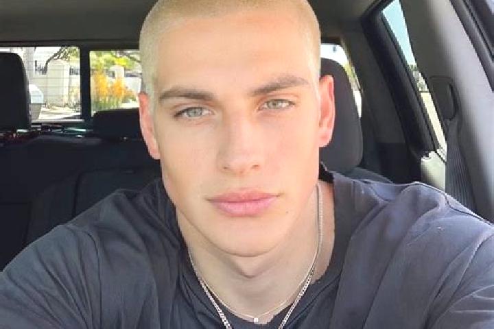 Avery, 33, a dark blonde grey-eyed slavic companion based in Cagli. Offering BDSM, CIM, Girlfriend Experience, Roleplay, Tantra. Available for incall and out...
