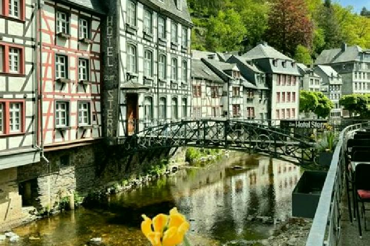 Avery, 33 — Escort in Bodenbach, Germany