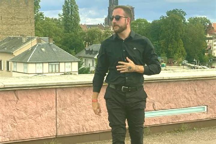 Avery, 33 — Escort in Eschach, Germany