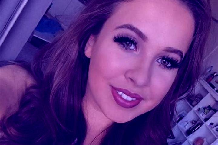 Avery, 34, a black dark-eyed european companion based in Berezdiv. Offering Party Girl, Fetish, Erotic Massage, A-Level. Available for incall and outcall, da...