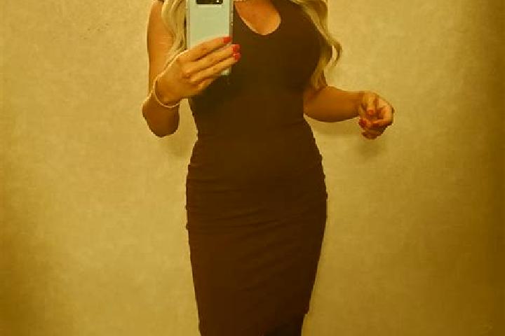 Avery, 34, a blonde amber-eyed ebony companion based in Liuge. Offering Prostate Massage, CIM, Dinner Date. Available for incall and outcall, day and evening...