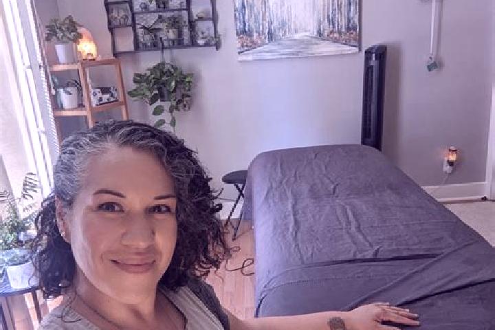 Avery, 34, a blonde grey-eyed caribbean companion based in Foscoe. Offering BDSM, Erotic Massage, Massage, Party Girl. Available for incall and outcall, day ...
