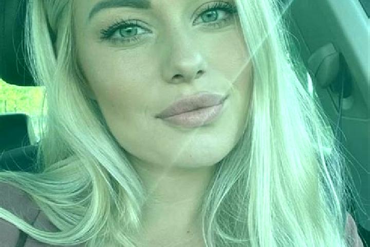 Avery, 34, a blonde hazel-eyed indian companion based in Panoor. Offering Tantra, Domination, Travel Companion, Prostate Massage, Girlfriend Experience. Avai...