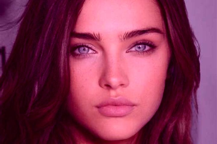 Avery, 34, a brunette amber-eyed european companion based in Basildon. Offering Deep French Kissing, Dinner Date, Party Girl. Available for incall and outcal...