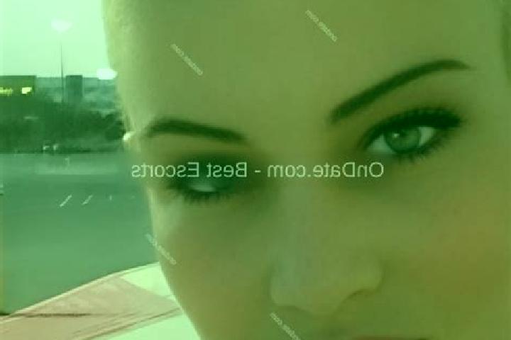 Avery, 34 — Escort in Anzi, China