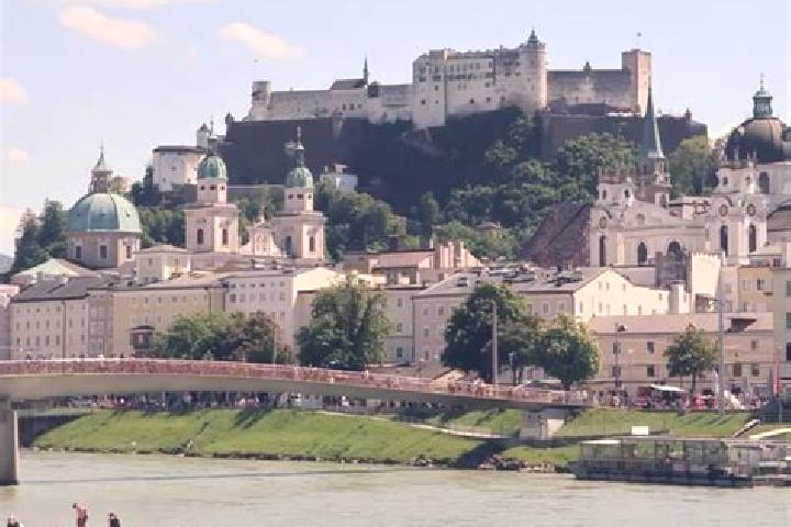 Avery, 34 — Escort in Bartholomaeberg, Austria