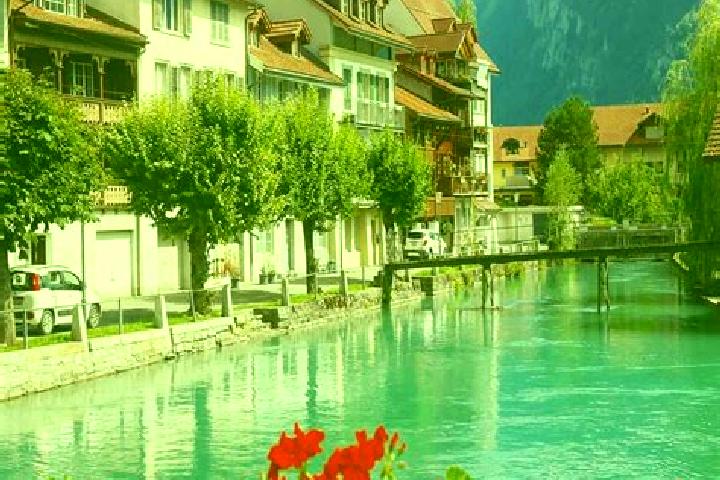 Avery, 34 — Escort in Meilen / Halten, Switzerland