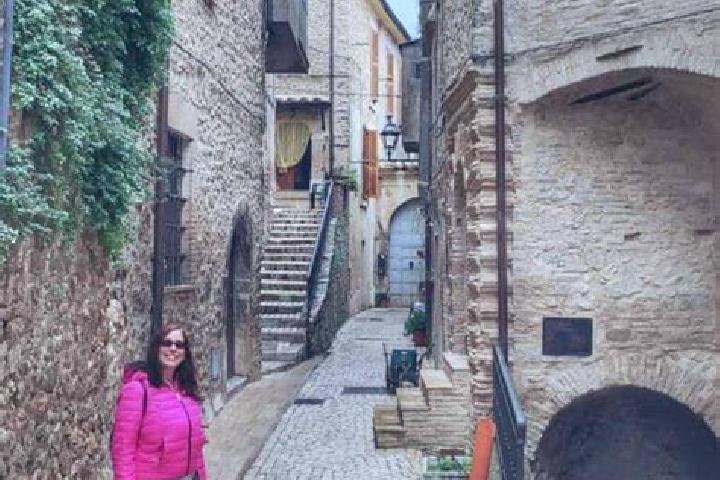 Avery, 34 — Escort in Roccantica, Italy