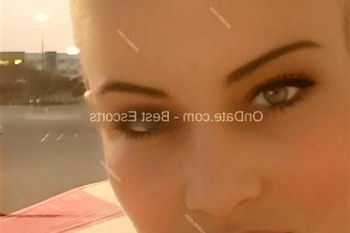 Avery, 34 — Escort in Taos, United States