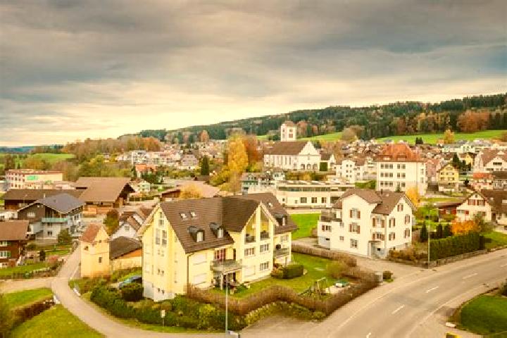 Avery, 34 — Escort in Waldkirch, Switzerland
