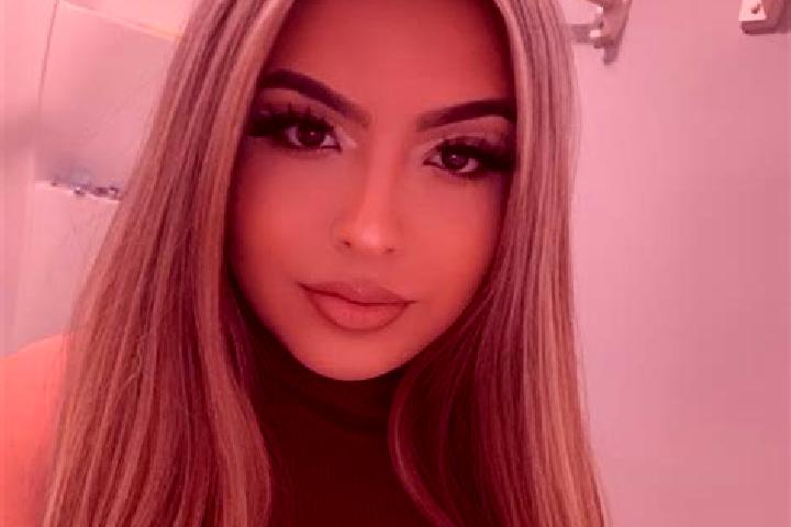 Avery, 35, a blonde dark-eyed latina companion based in Ludvikovice. Offering Roleplay, Fetish, Overnight, Tantra. Available for incall and outcall, day and ...