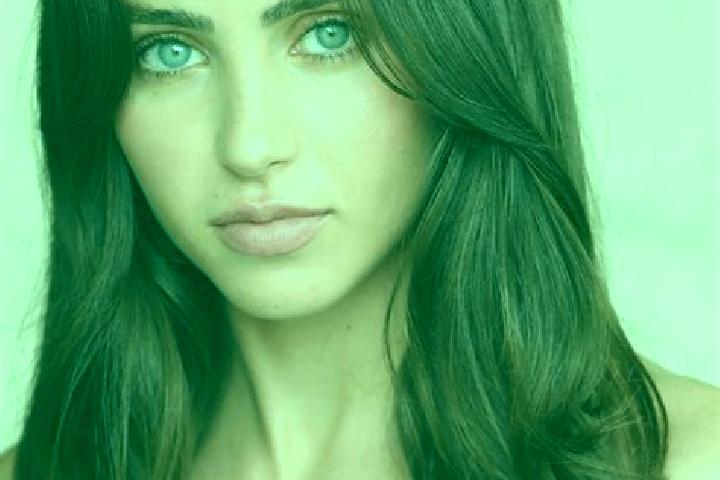 Avery, 35, a brunette brown-eyed indian companion based in Middenbeemster. Offering Tantra, Domination, Roleplay. Available for incall and outcall, day and e...