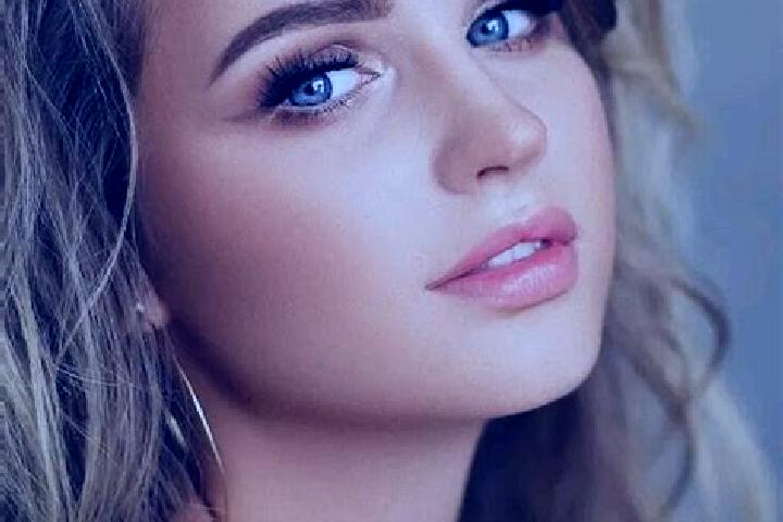 Avery, 35, a dark blonde blue-eyed mediterranean companion based in Mapachapa. Offering Dinner Date, Erotic Massage, Roleplay, Couples. Available for incall ...