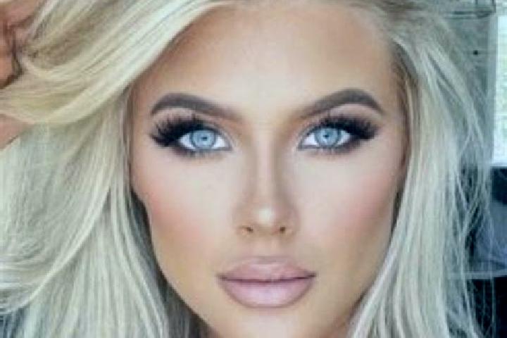 Avery, 35, a platinum blonde amber-eyed asian companion based in Fairview Shores. Offering Massage, Prostate Massage, Dinner Date. Available for incall and o...