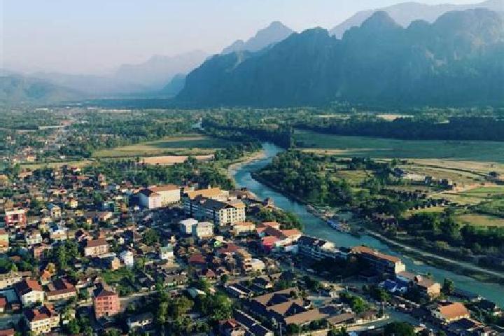 Avery, 35 — Escort in Ban Phonsavang-Nua, Laos