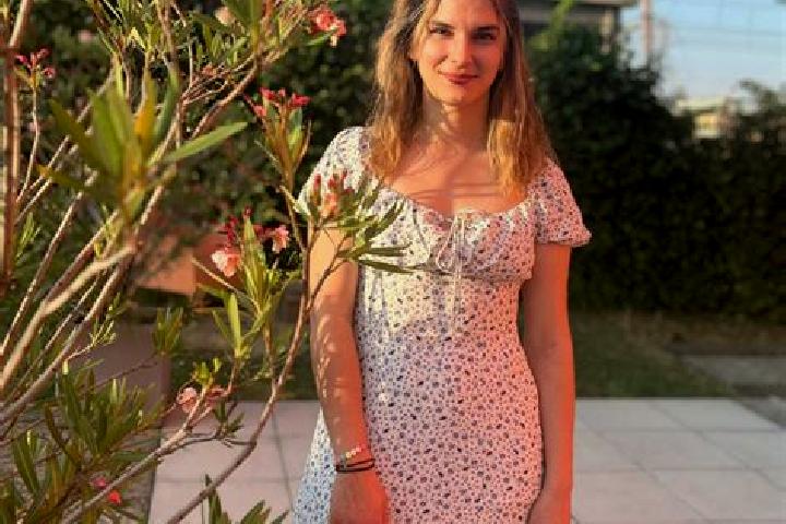 Avery, 35 — Escort in Bevenais, France