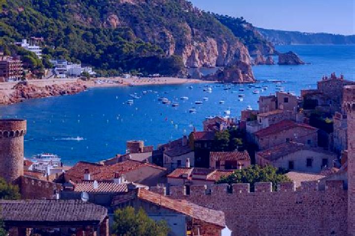 Avery, 35 — Escort in Canillejas, Spain