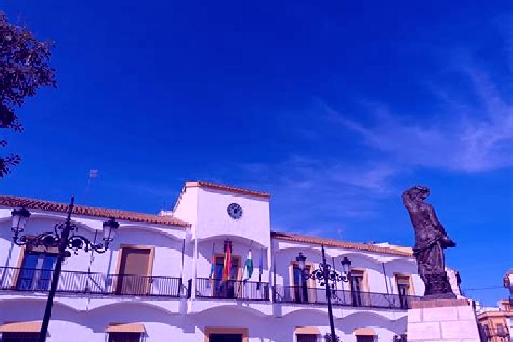 Avery, 35 — Escort in Pulianas, Spain