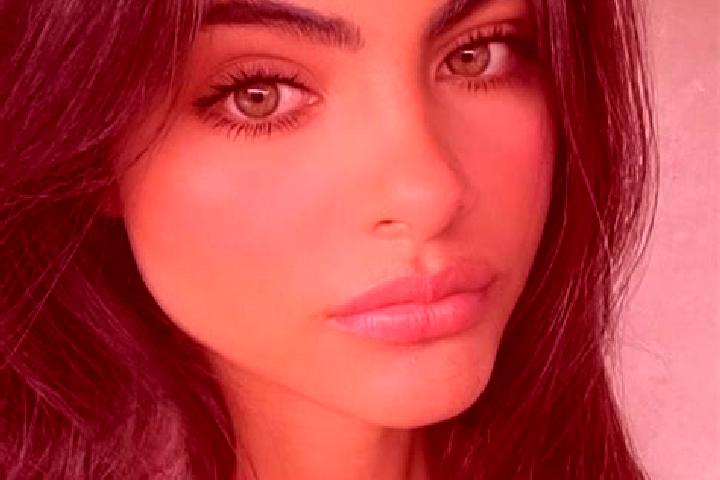 Avery, 36, a black hazel-eyed caucasian companion based in Alessandria del Carretto. Offering CIM, Tantra, Dinner Date, A-Level. Available for incall and out...