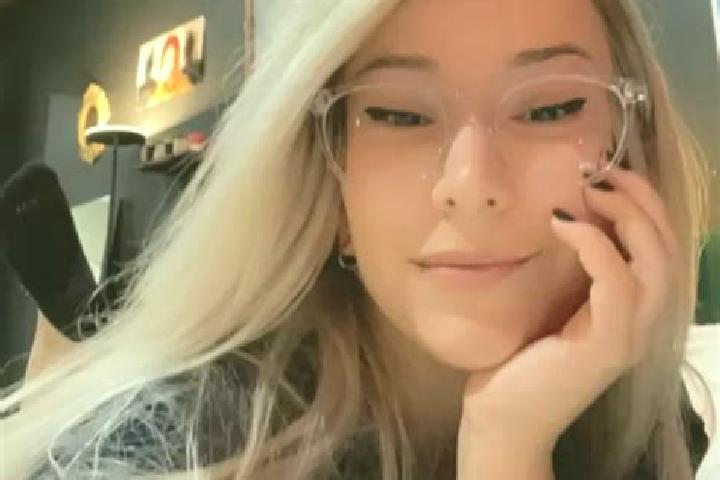 Avery, 36, a blonde grey-eyed mixed companion based in Essendon. Offering Massage, Roleplay, CIM. Available for incall and outcall, day and evening dates.