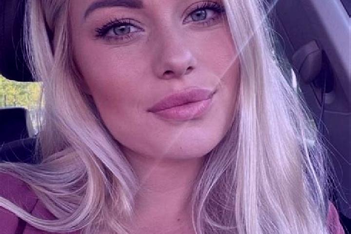 Avery, 36, a blonde hazel-eyed caucasian companion based in Grajal de Campos. Offering Tantra, Massage, Overnight. Available for incall and outcall, overnigh...