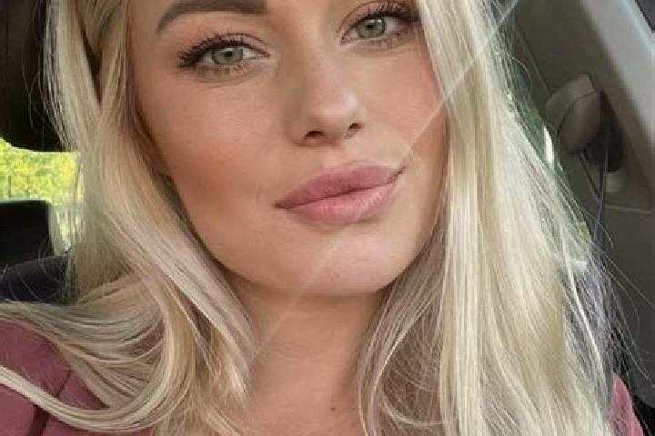 Avery, 36, a blonde hazel-eyed mixed companion based in Cacahuatepec. Offering Domination, Tantra, A-Level, Girlfriend Experience. Available for incall and o...